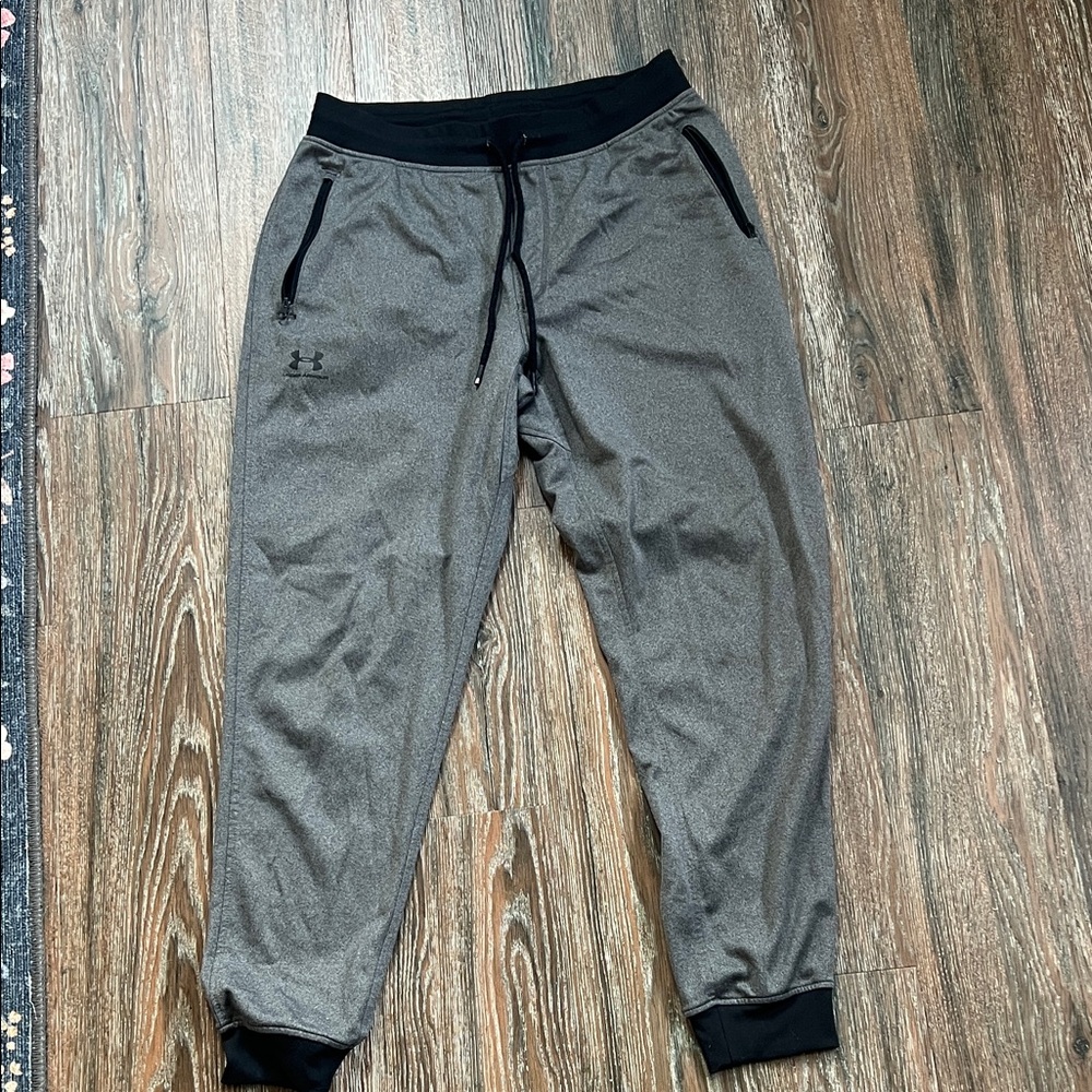 Under Armour Men's Charcoal Joggers